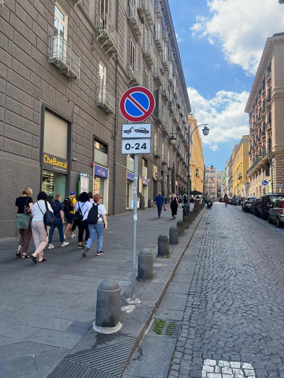 Casa Giulia Piazza Plebiscito Leilighet Napoli Eksteriør bilde