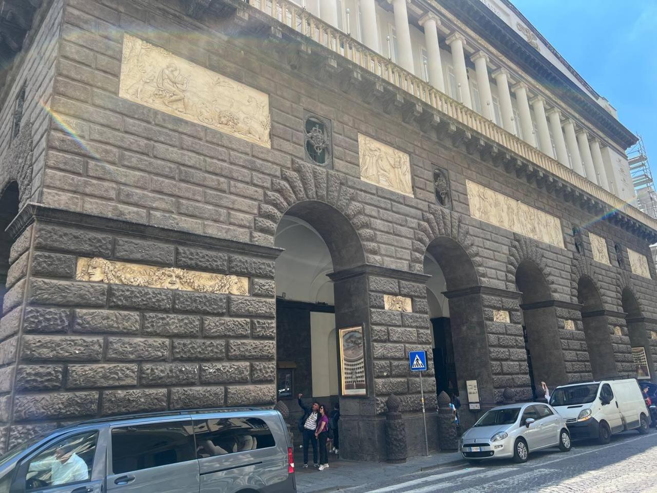 Casa Giulia Piazza Plebiscito Leilighet Napoli Eksteriør bilde