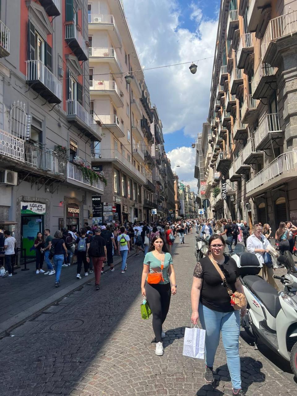 Casa Giulia Piazza Plebiscito Leilighet Napoli Eksteriør bilde