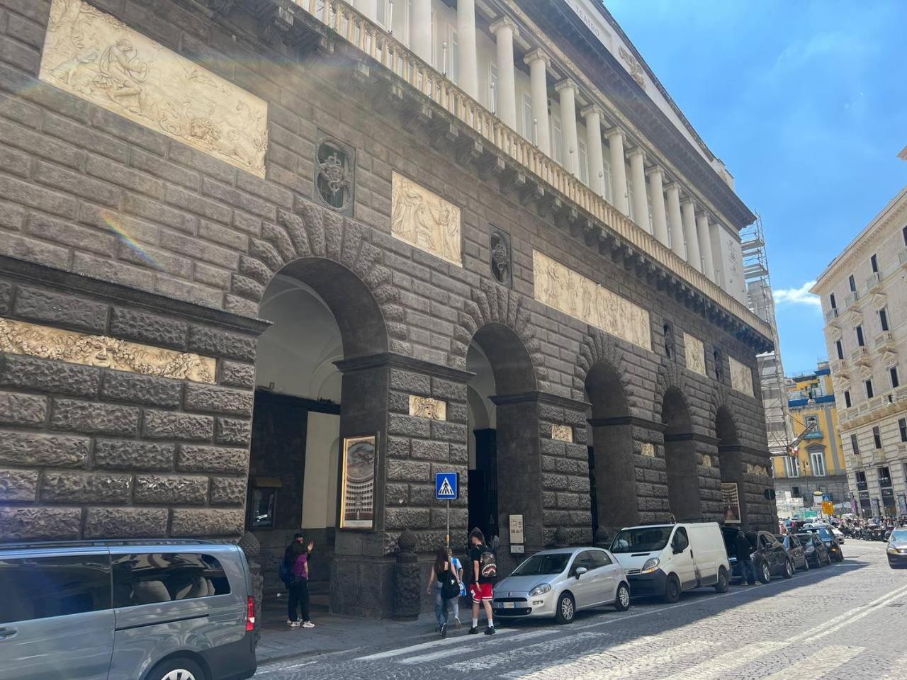 Casa Giulia Piazza Plebiscito Leilighet Napoli Eksteriør bilde